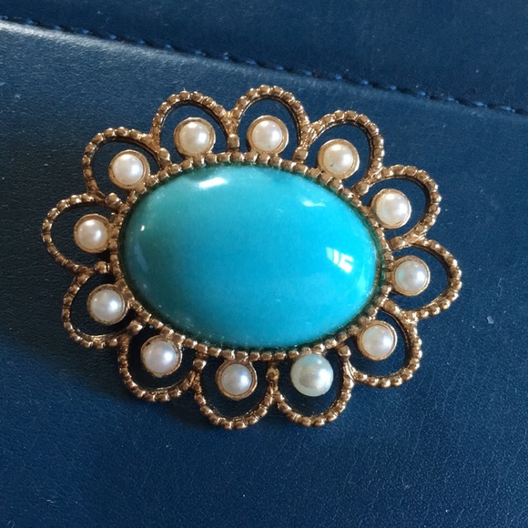 Turquoise & Pearl Brooch - Picture 1 of 2